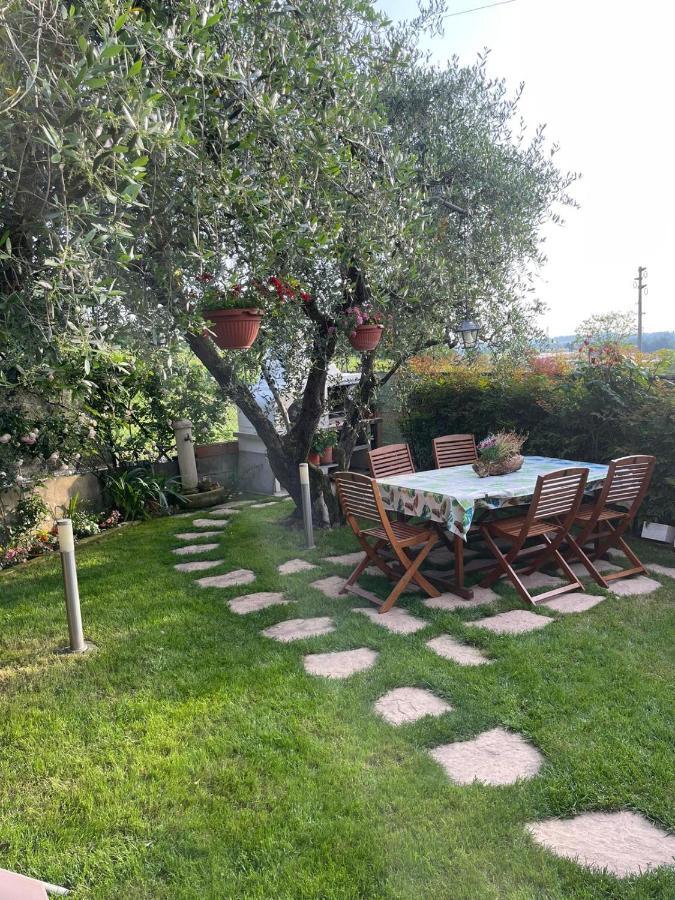 Casa Vacanze Collina Del Lago Pastrengo Exterior foto
